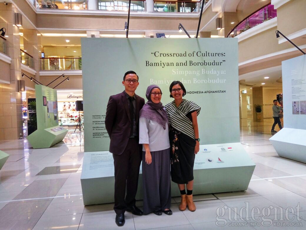 Pameran Simpang Budaya: Bamiyan dan Borobudur Digelar di Galeria Mall