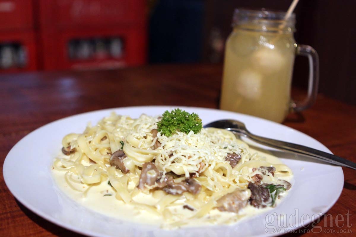 Pasta Harga Mahasiswa di Koki Joni 