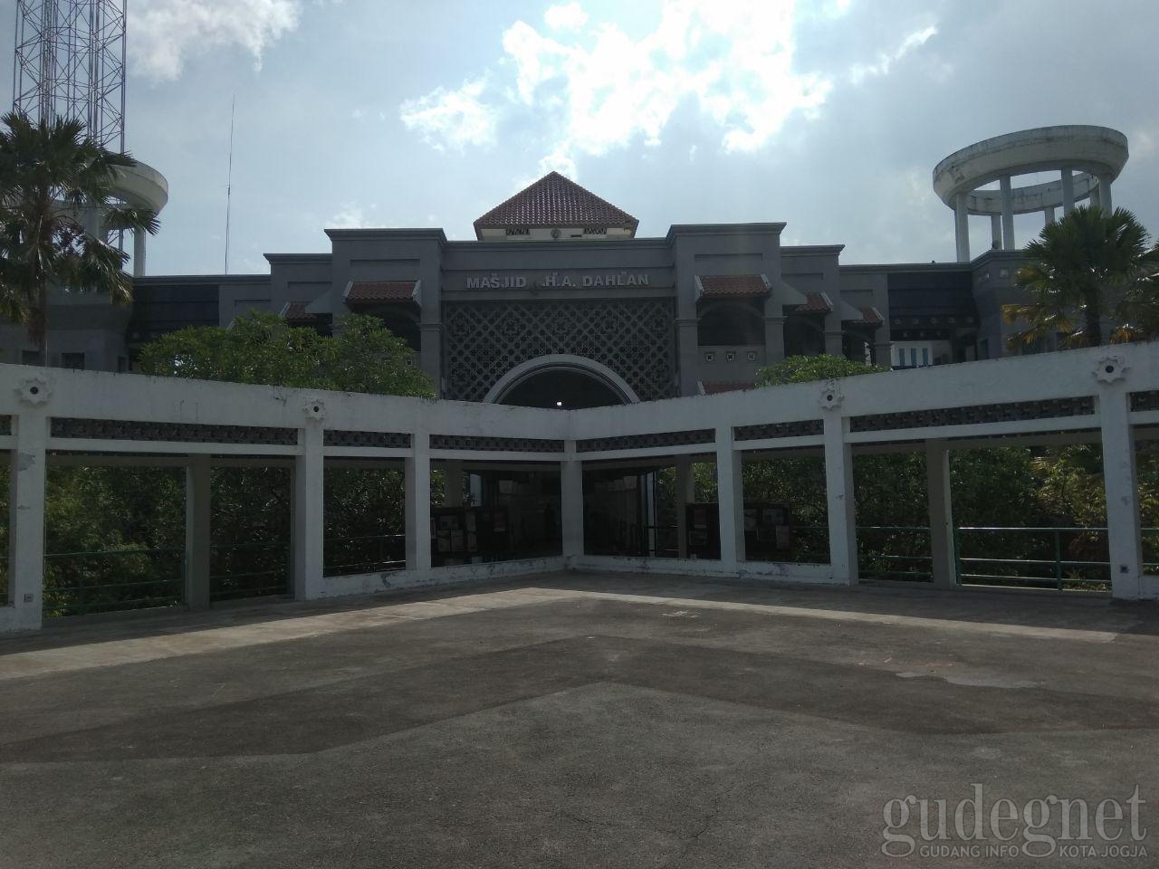 Agenda Ramadan di Masjid Ahmad Dahlan UMY Agenda Ramadan di Masjid Ahmad Dahlan UMY
