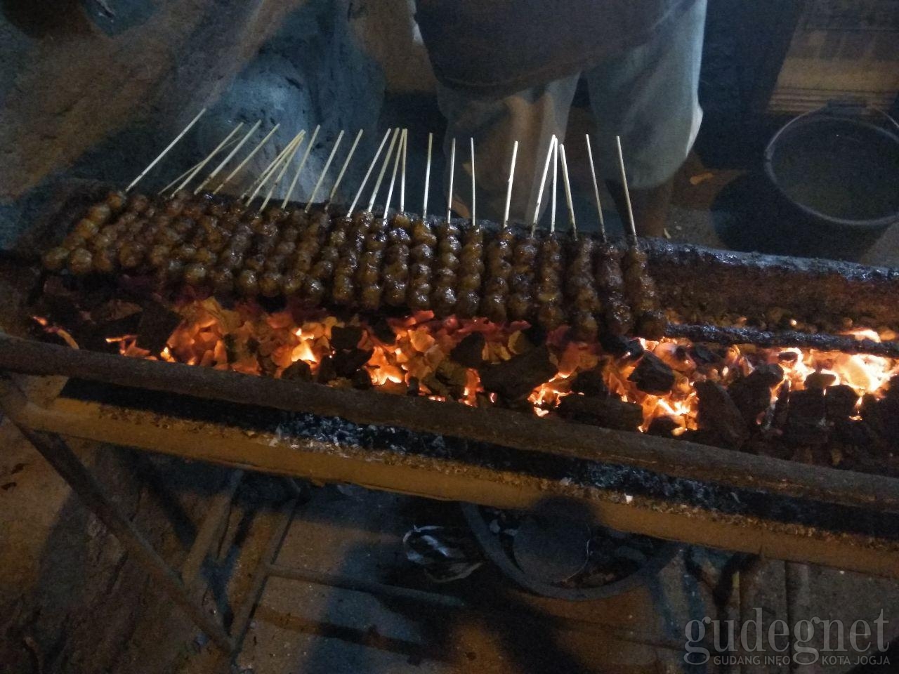 Bakso Bakar Bumbu Sate Ayam Madura Ala Cak Toyib