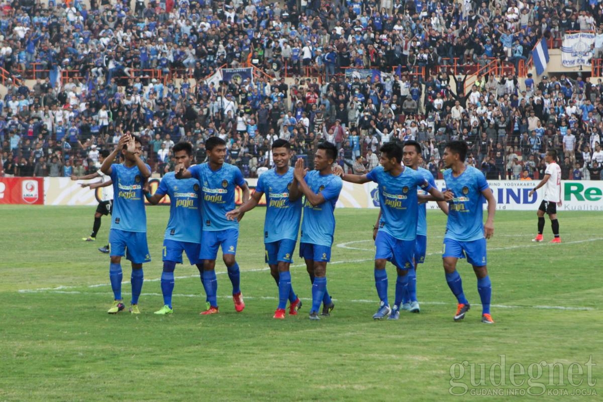 Kembali Berlaga dengan Suporter, PSIM Tundukkan Semeru FC 2-0