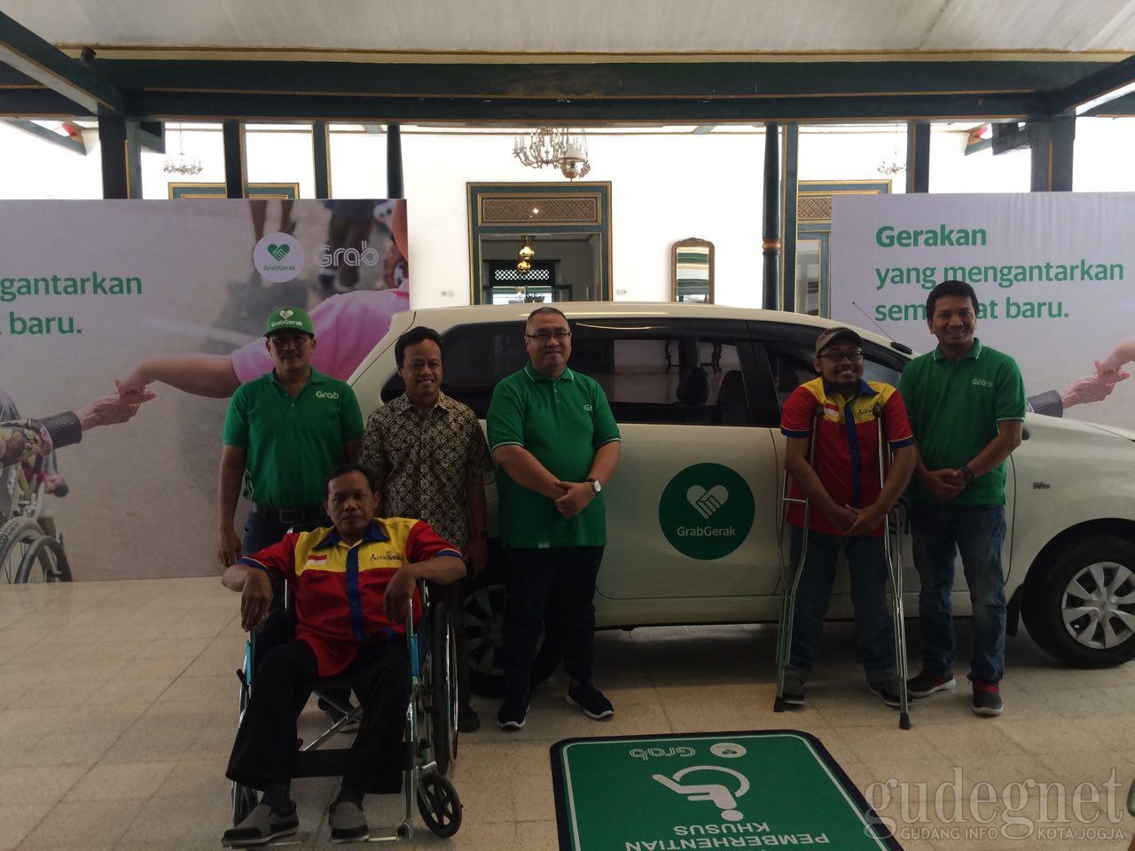 Fasilitasi Difabel, Grab Luncurkan GrabGerak