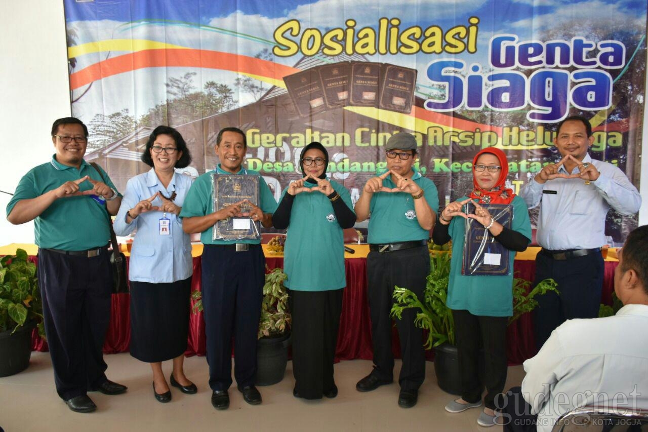 Genta Siaga Ajak Kelola Arsip Keluarga