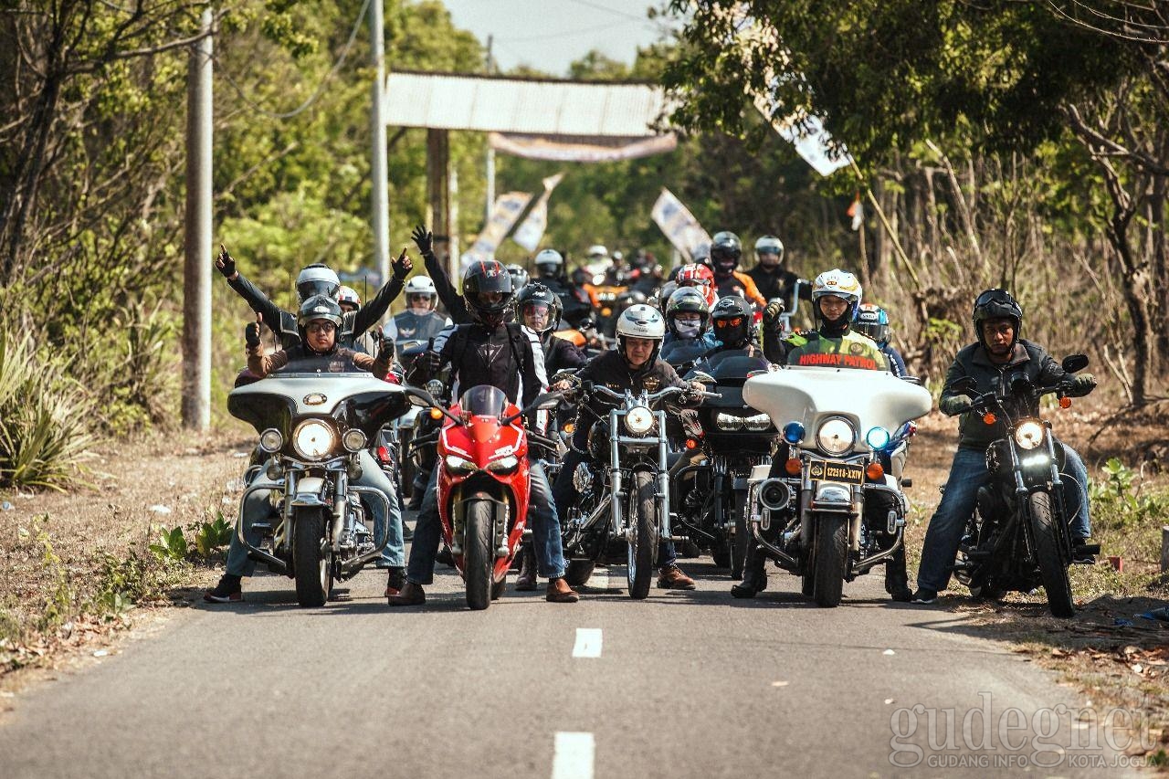 Komunitas Motor Besar Jawab Stigma Arogansi Pengendara Moge
