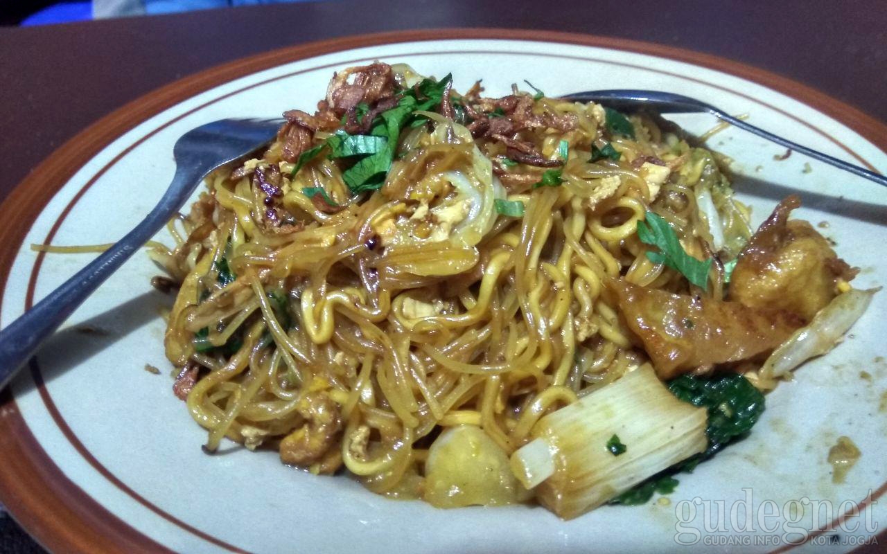 Legitnya Bakmi Jawa Pak Tri Lempuyangan