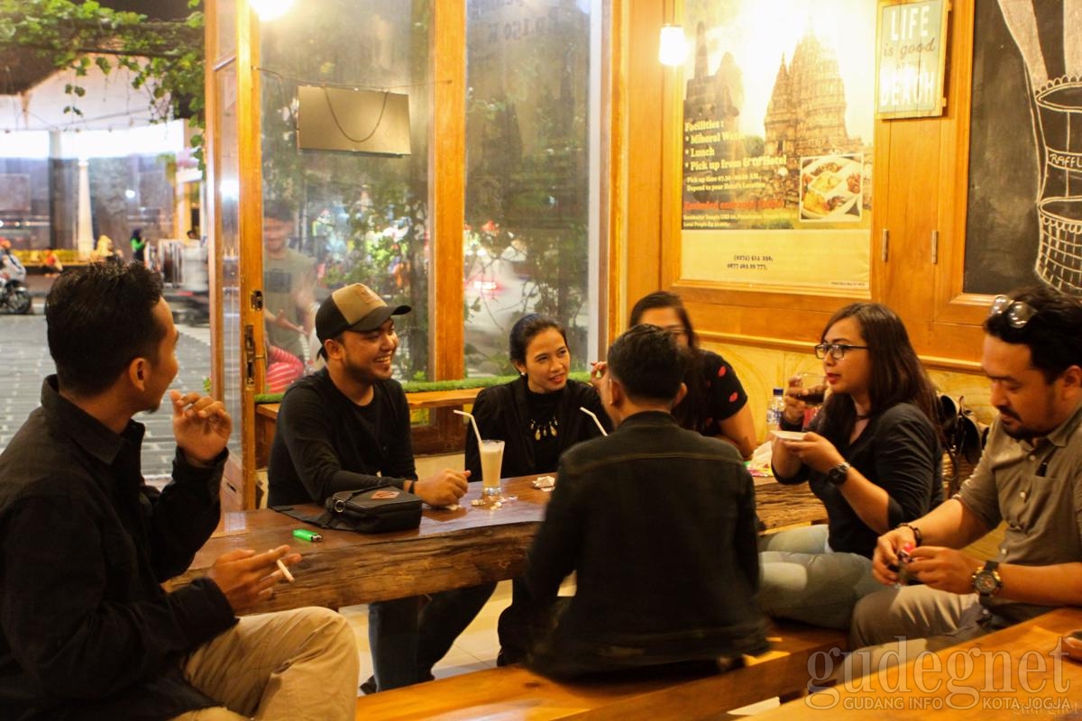  Ini Dia 5 Tempat Nongkrong Asyik di Sekitar Tugu Jogja