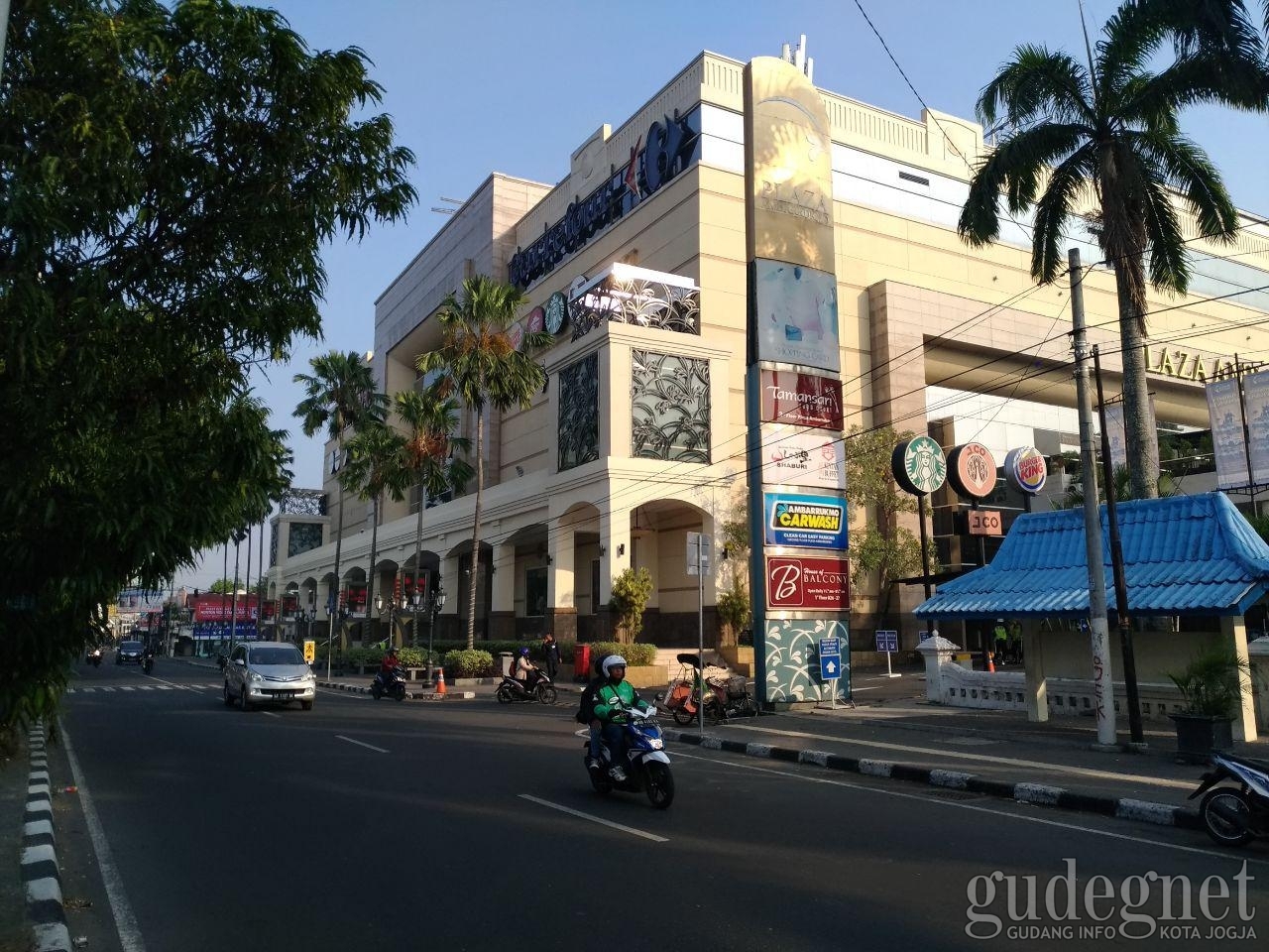 JPO Depan Amplaz Dibangun, Pengerjaan 5 Bulan