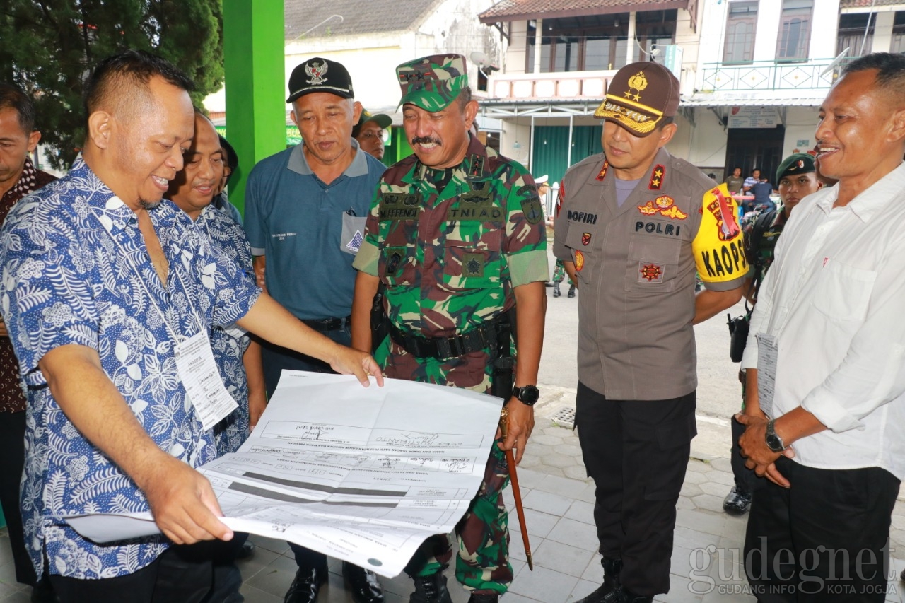 25.000 Pemegang Formulir A5 Nyoblos di Sleman 25.000 Pemegang Formulir A5 Nyoblos di Sleman