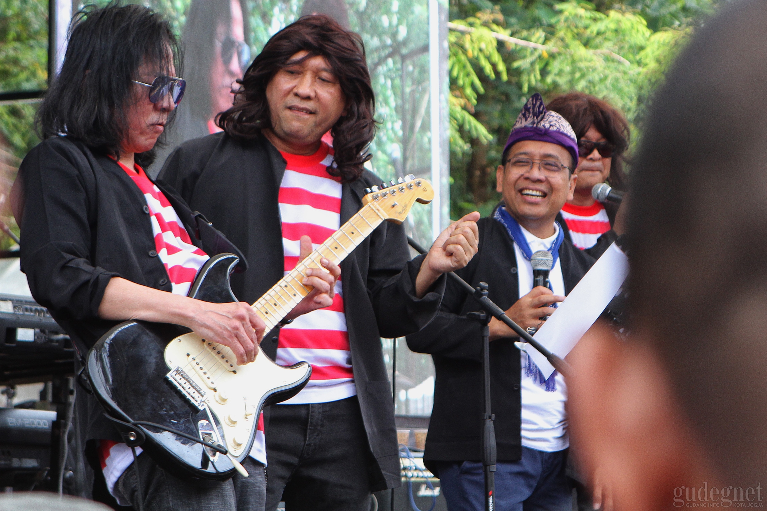 Abdee Slank Meriahkan Nitilaku UGM 2019