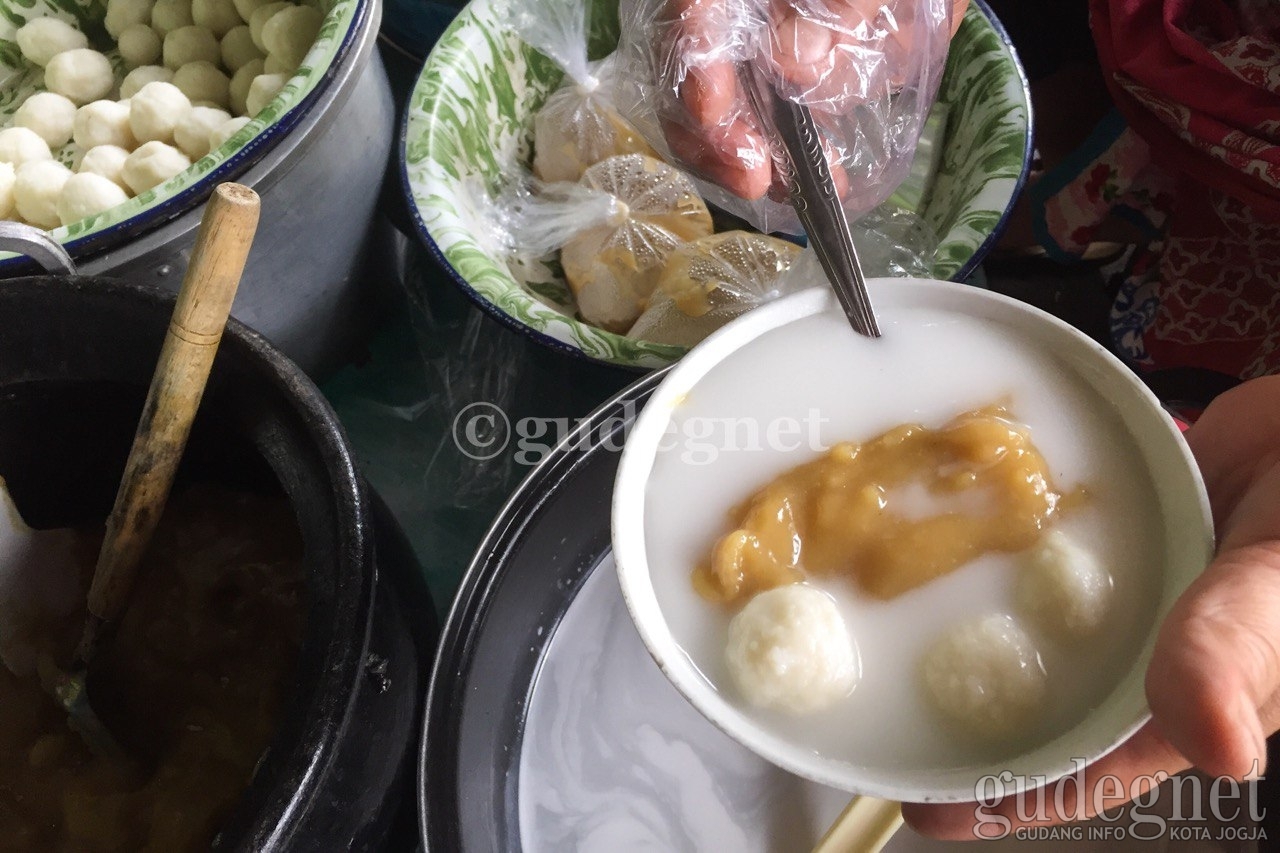Lima Kuliner Pagi Jogja yang Wajib Dicoba Lima Kuliner Pagi Jogja yang Wajib Dicoba