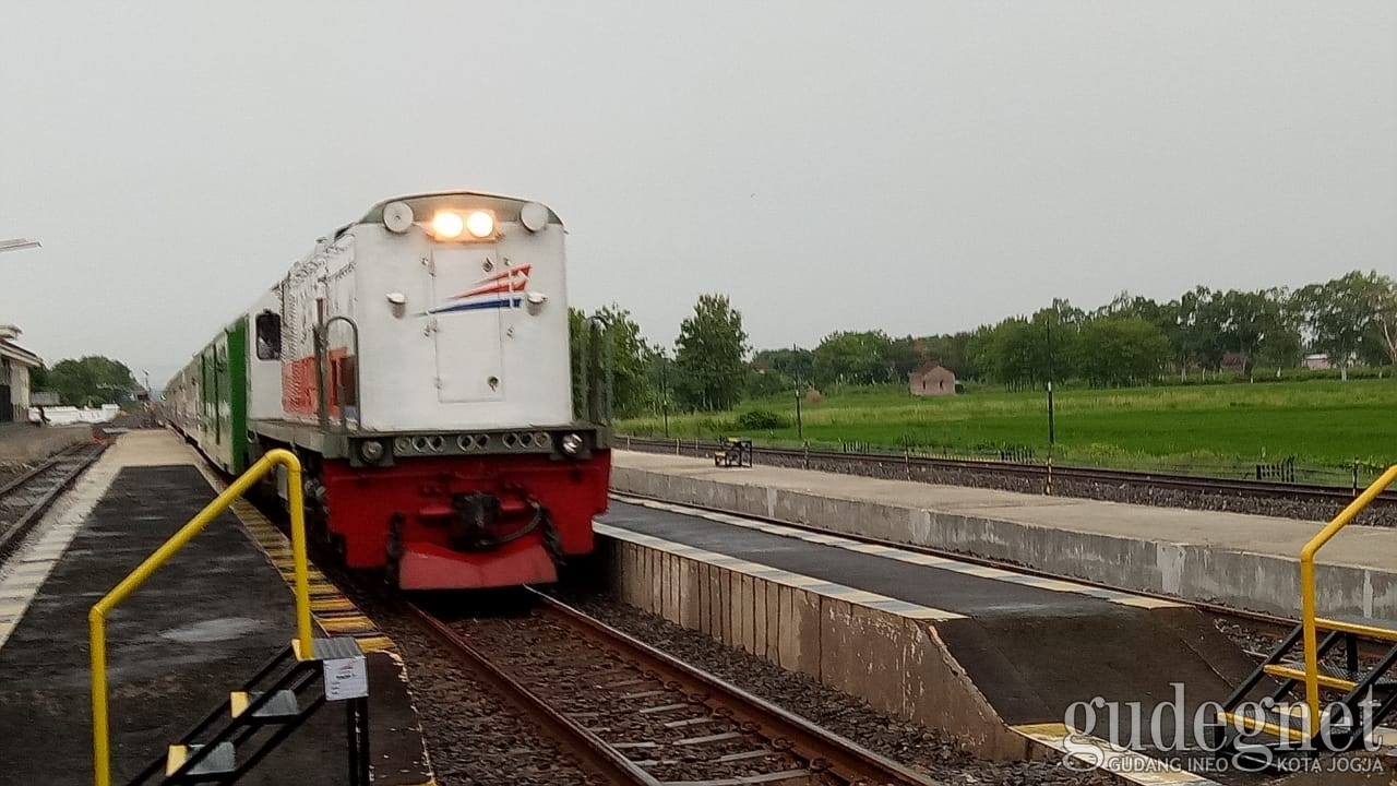 Stasiun Lempuyangan Yogyakarta Tutup Perjalanan KA Jarak Jauh