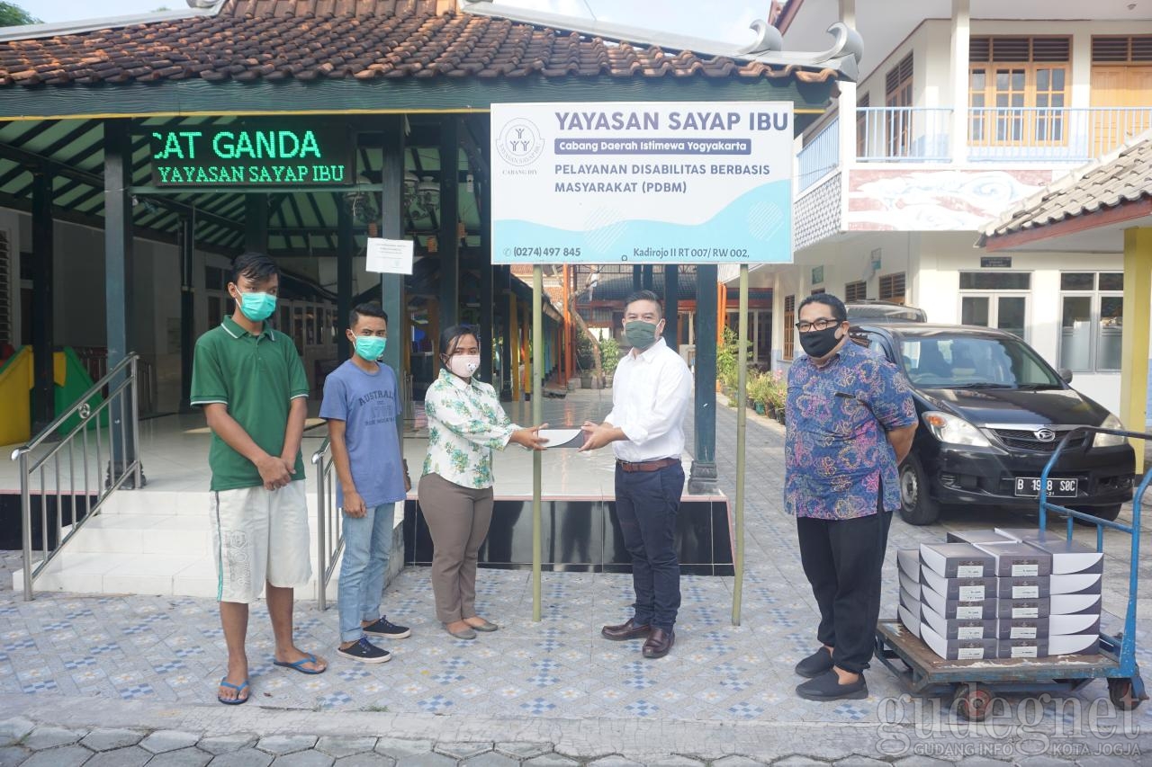 Sheraton Cares, Berbagi di Tengah Ramadan dan Pandemi