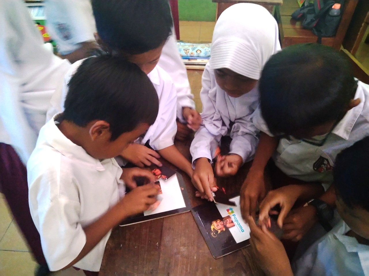 Mahasiswa UNY Kenalkan Karakter Wayang Pandawa Lima Lewat Puzzle Mahasiswa UNY Kenalkan Karakter Wayang Pandawa Lima Lewat Puzzle