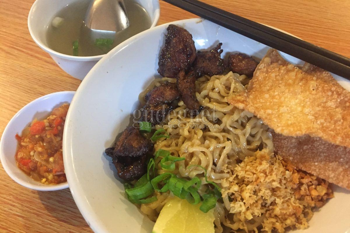 Se&rsquo;i dan Bakmi, Kombinasi Lezat di Cerobong Asap