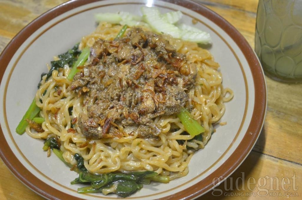 Rekomendasi Lima Tempat Makan Mi di Yogyakarta Rekomendasi Lima Tempat Makan Mi di Yogyakarta