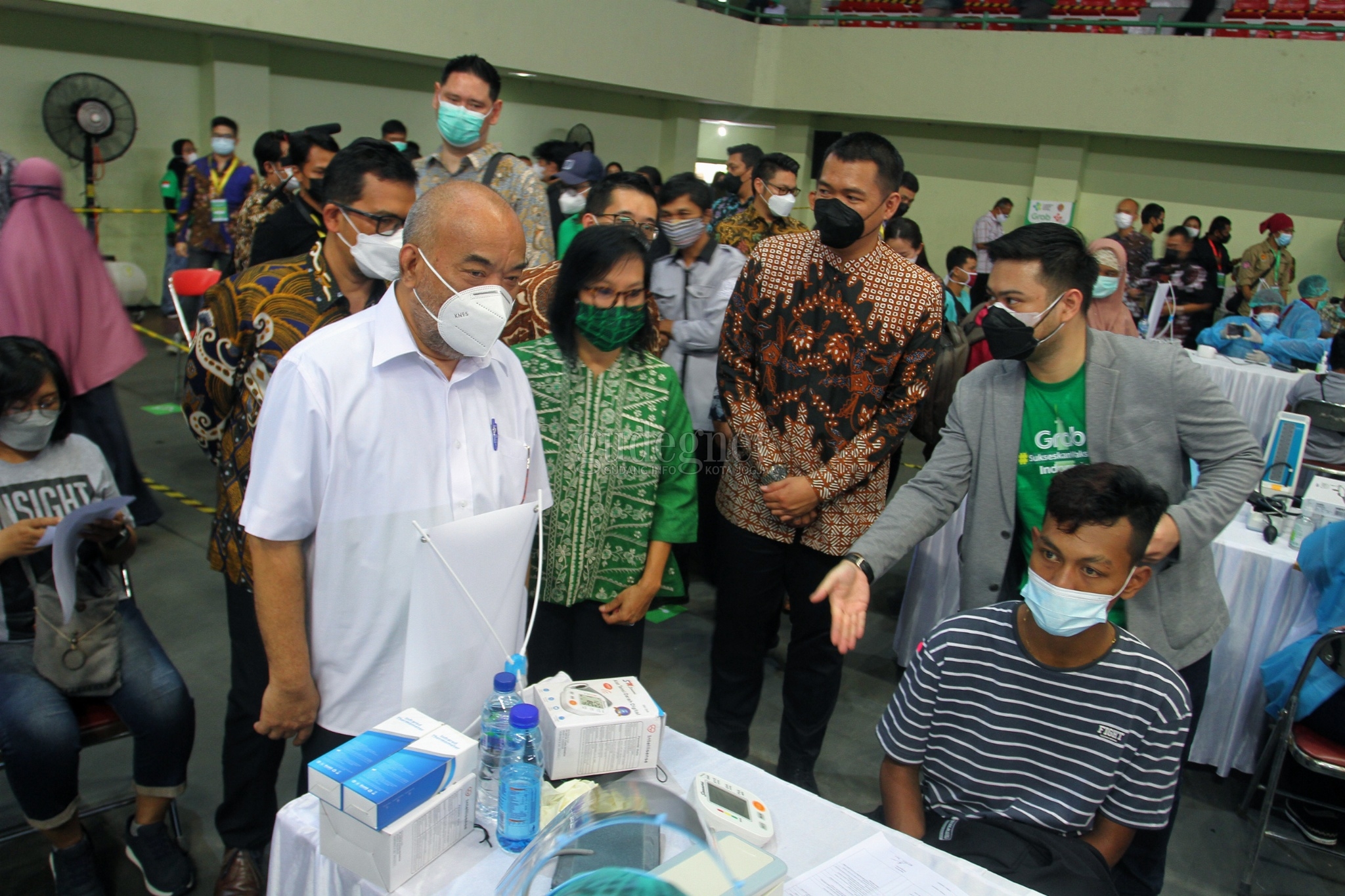 Paku Alam X Hadiri Grab Vaccine Center di UNY