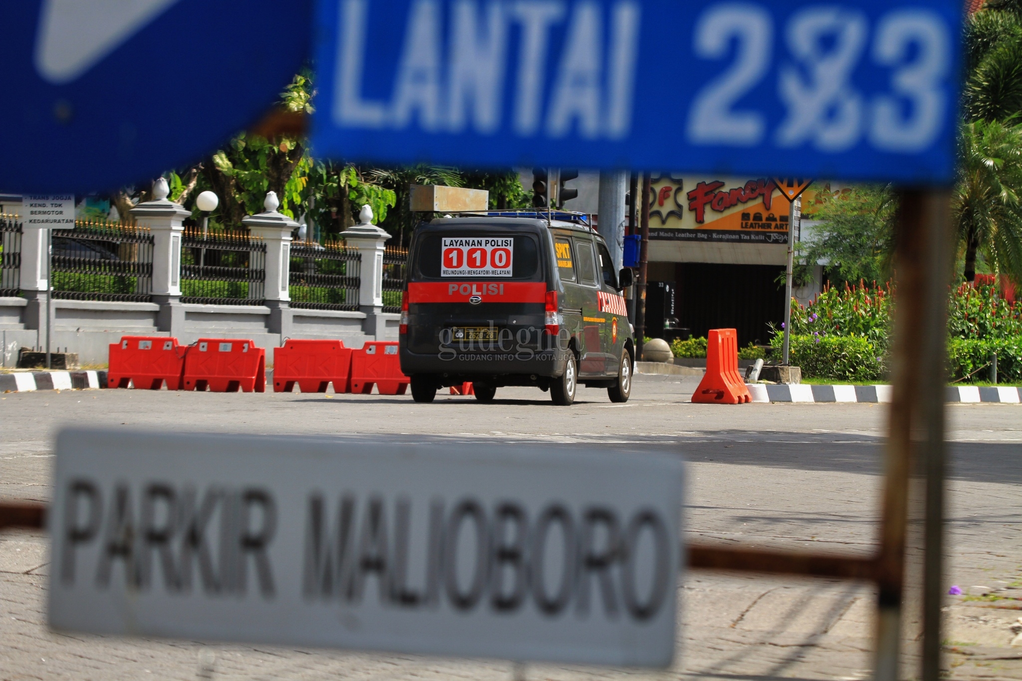 Akses Menuju Malioboro Dibuka Sebagian 
