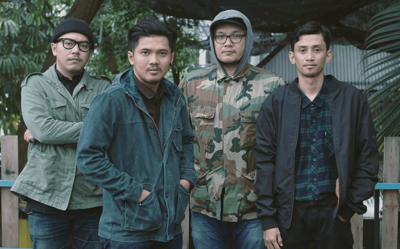 Beforeyou Luncurkan Video Lirik 'Langit Kan Mendengar' Beforeyou Luncurkan Video Lirik 'Langit Kan Mendengar'