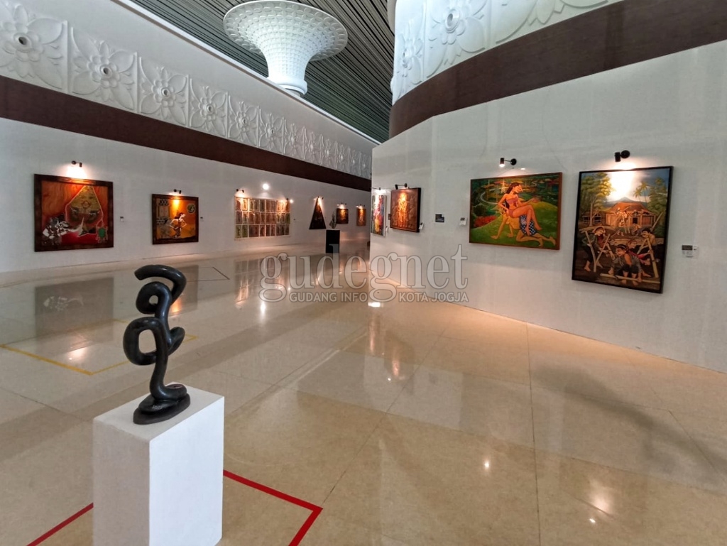 Peringati Hari Wayang Nasional, 22 Perupa Gelar Pameran di Bandara YIA Peringati Hari Wayang Nasional, 22 Perupa Gelar Pameran di Bandara YIA