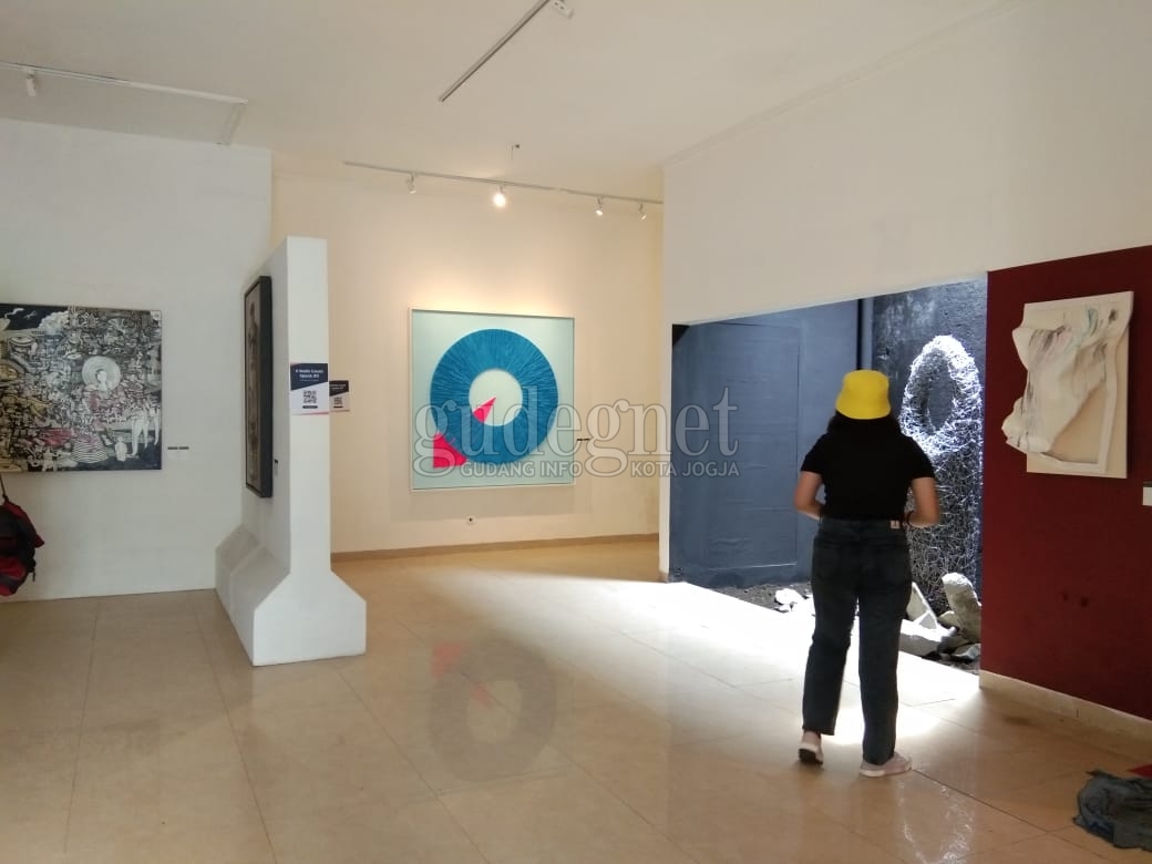 Pameran 'If Walls Could Speak #2' Tandai Peluncuran MayinArt Gallery Pameran 'If Walls Could Speak #2' Tandai Peluncuran MayinArt Gallery