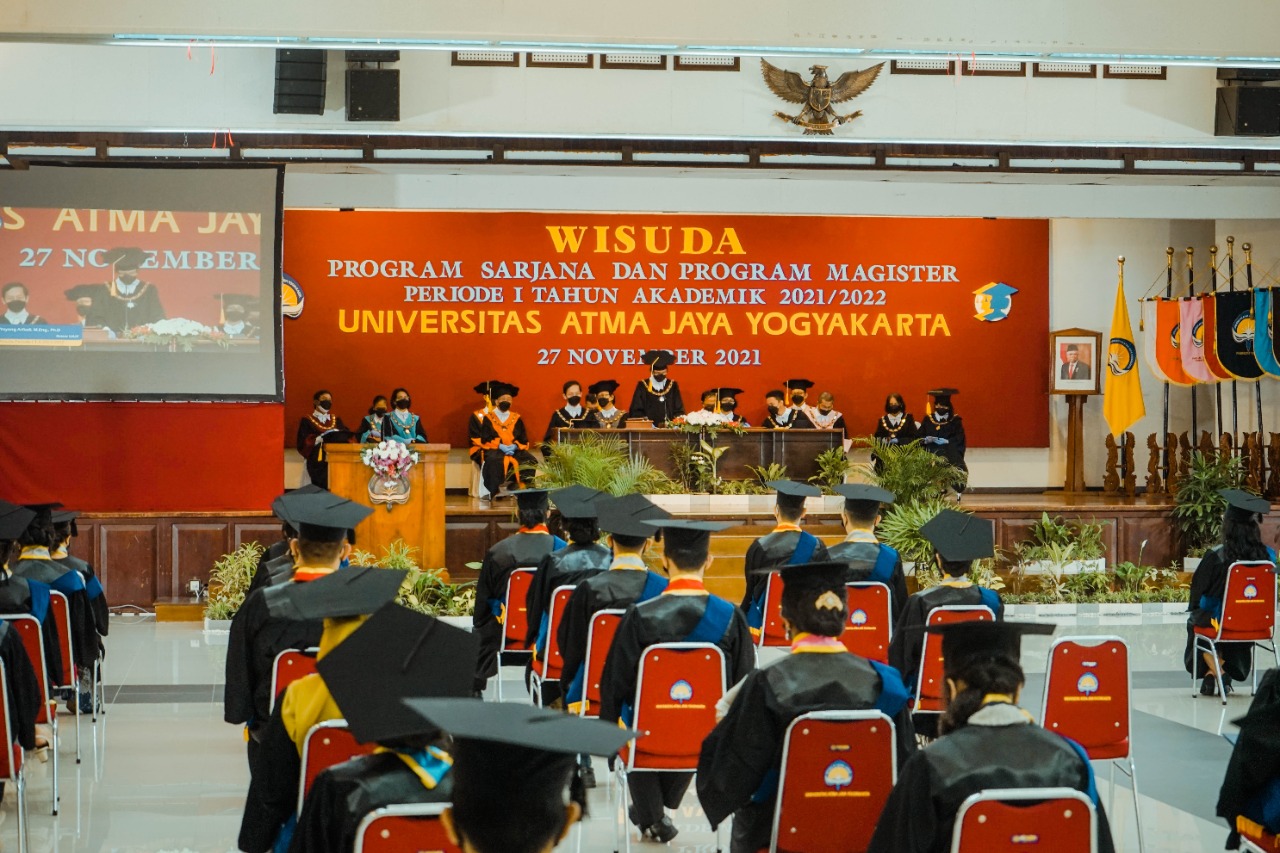Wisuda UAJY: Jaga Kelestarian Lingkungan, Selamatkan Generasi Penerus Wisuda UAJY: Jaga Kelestarian Lingkungan, Selamatkan Generasi Penerus
