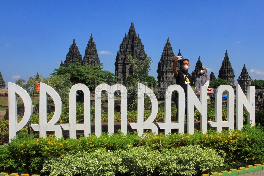 Ini Jadwal Kunjungan Candi Prambanan dan Ratu Boko Momen Tahun Baru Ini Jadwal Kunjungan Candi Prambanan dan Ratu Boko Momen Tahun Baru