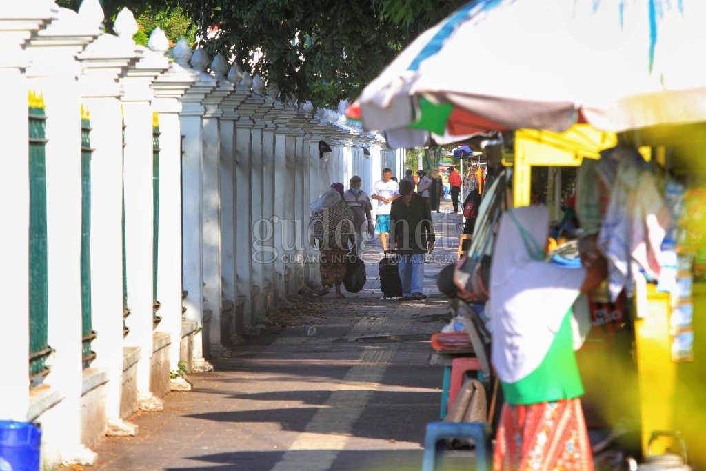 Jalur Pedestrian Jalan Senopati dan Sosrowijayan Akan Direvitalisasi Jalur Pedestrian Jalan Senopati dan Sosrowijayan Akan Direvitalisasi