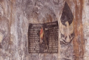 Mistis tapi Bermuatan Historis
