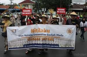Ribuan Alumni dan Civitas UGM Ikuti Nitilaku 2018 