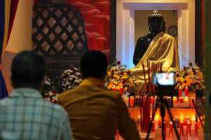 Vihara Karangdjati Rayakan Waisak 2564 BE Secara Daring