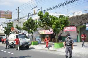 Tanggapi Perpanjangan Masa Tanggap Darurat, Pasar dan Terminal Disemprot Disinfektan