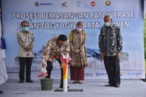 Patok Trase Jalan Tol Yogyakarta-Bawen Mulai Dipasang